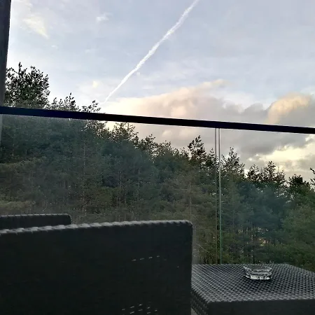 Ekvilibrijum 公寓 *