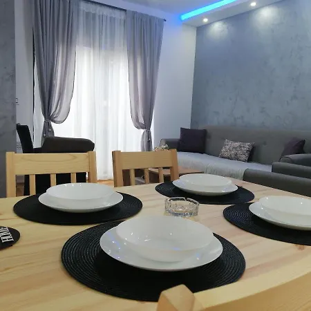 Ekvilibrijum 公寓 *